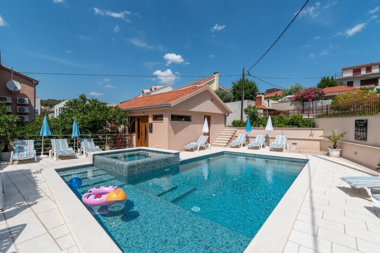 Apartments Villa Magdalena Trogir Buitenkant foto