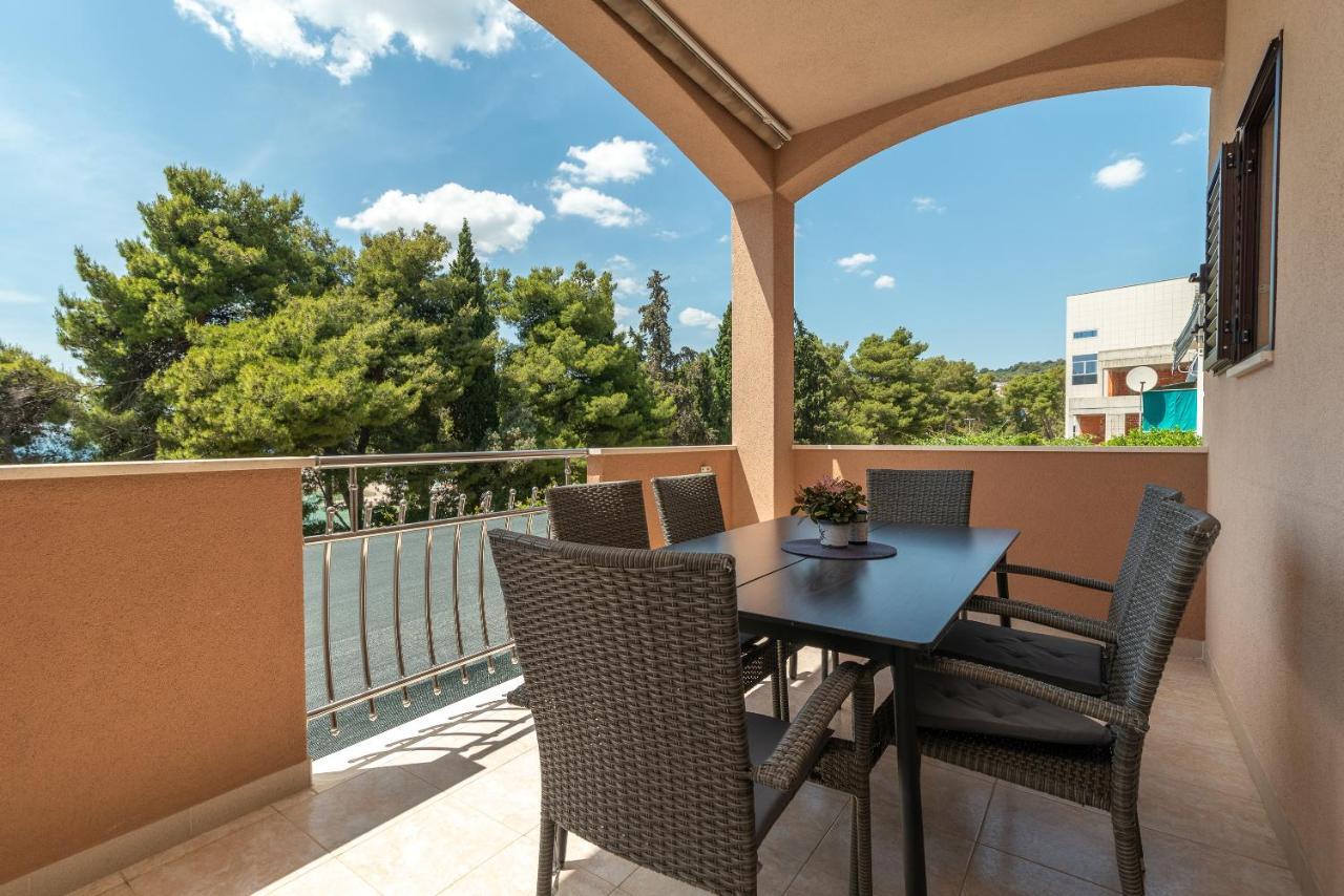Apartments Villa Magdalena Trogir Buitenkant foto