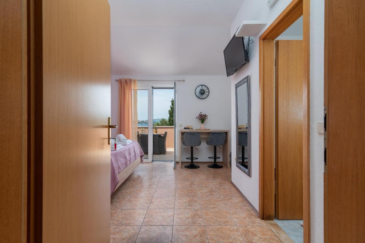 Apartments Villa Magdalena Trogir Buitenkant foto